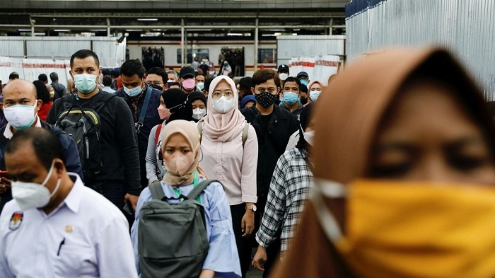 Indonesia bans foreign tourist arrivals at Jakarta airport as COVID-19 spikes
