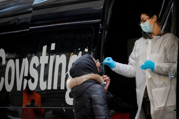 US coronavirus deaths surpass 900,000, driven in part by Omicron surge