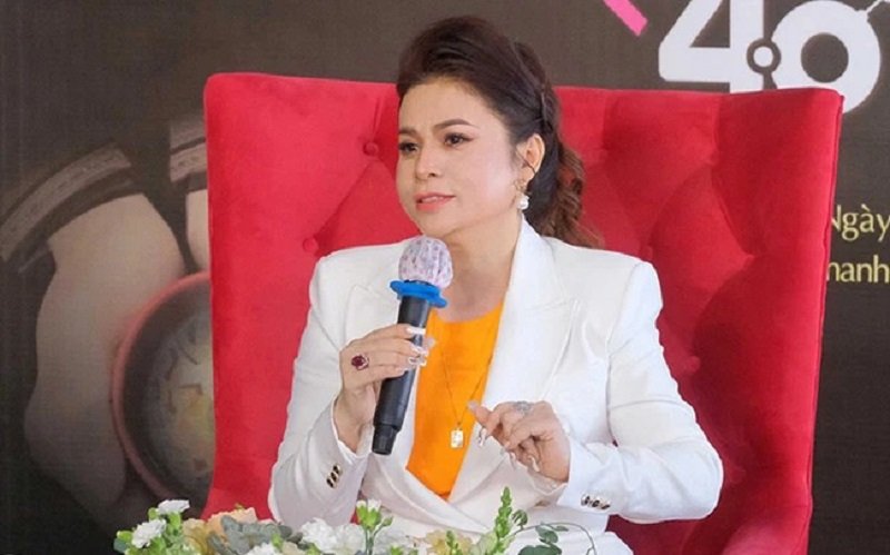 The brand new pleasure of businessman Le Hoang Diep Thao makes the sisters’ hearts flutter