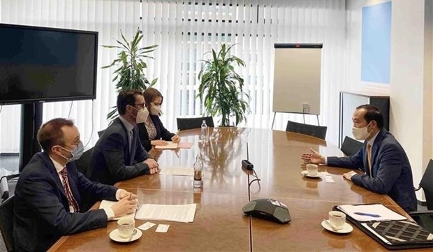 Vietnam seeks stronger trade, investment ties with Luxembourg