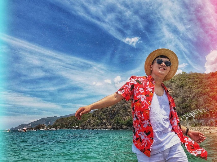 Fascinated by the little-known beaches in Nha Trang