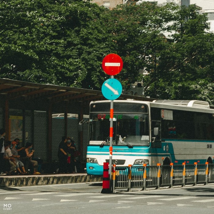 Ham Nghi bus station – a beautiful virtual living place in Saigon