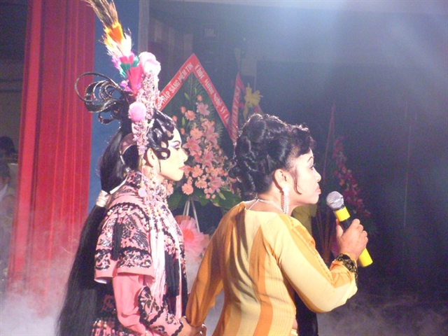 HCM City artist to perform, explain traditional art forms