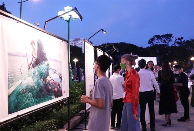 International photo show tells pandemic, social justice stories