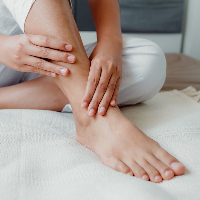 How does sleep quality affect weight?