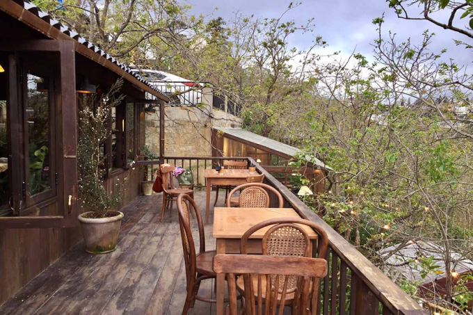Three coffee shops to relax in the middle of the week in Da Lat