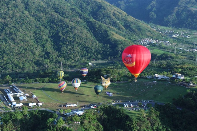 Tuyên Quang marks tourism year with first int’l hot air balloon fest