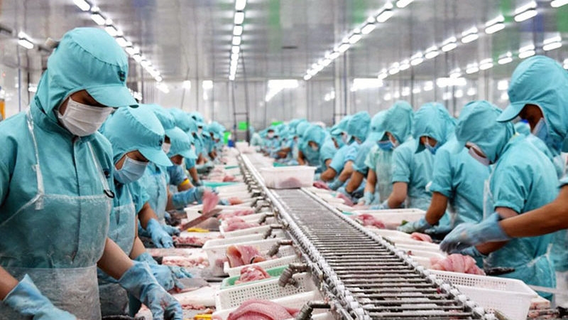 Vietnam enjoys 2.53 billion USD of trade surplus in four months