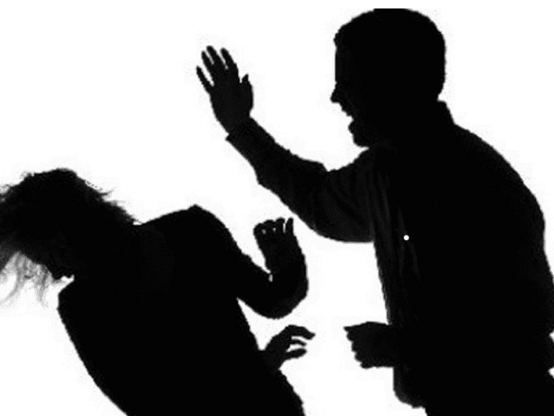 Individuals committing acts of home violence are prohibited from contacting the opposite get together, holding a distance of 50m