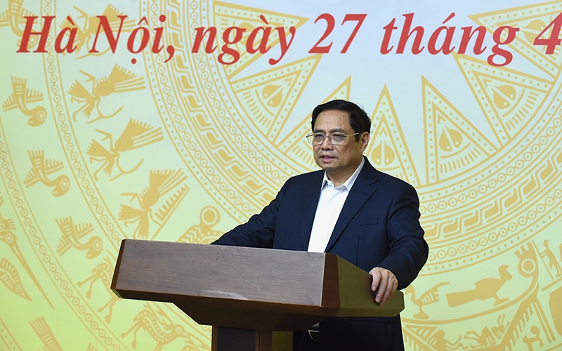 PM calls for more efforts to accelerate digital transformation