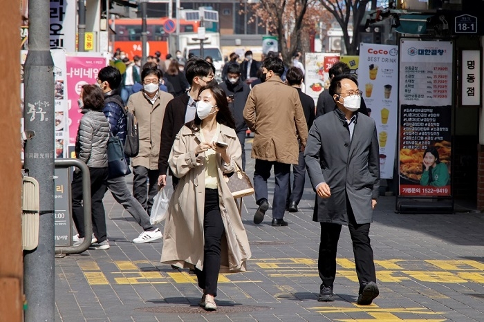RoK to lift most COVID curbs next week as Omicron wanes