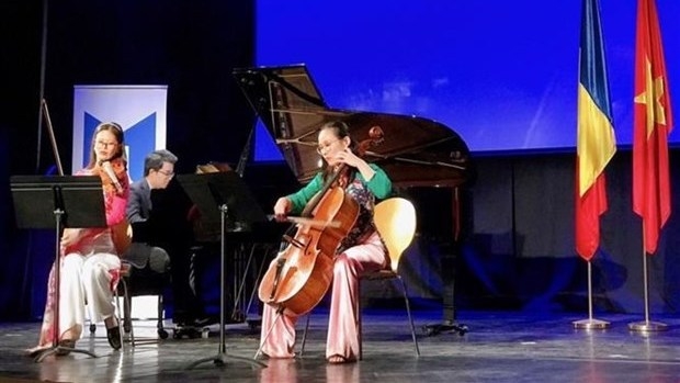 Embassy holds Vietnam-Romania friendship concert in Bucharest