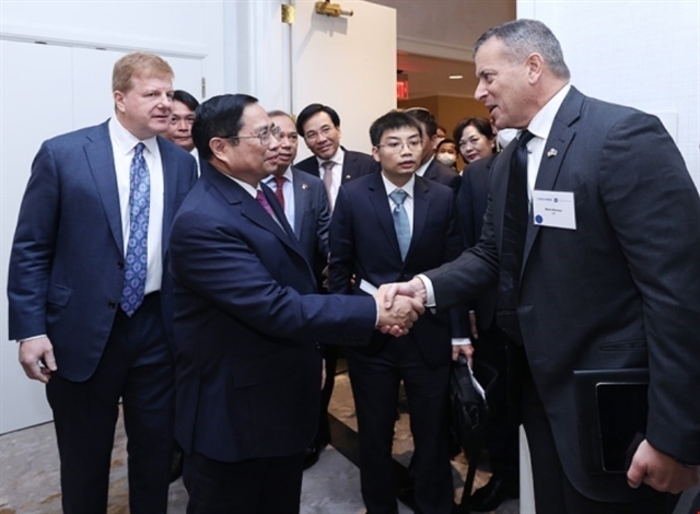 PM Chinh meets US business community