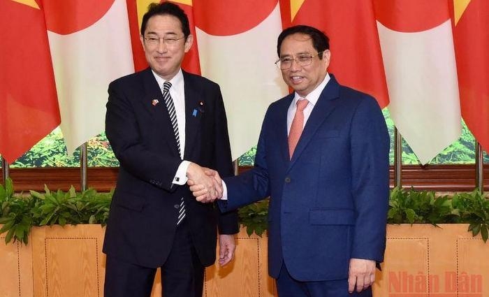 PM Pham Minh Chinh hosts welcoming ceremony for Japanese counterpart