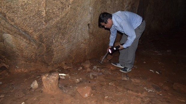 Prehistoric relics discovered in Bac Kan cave