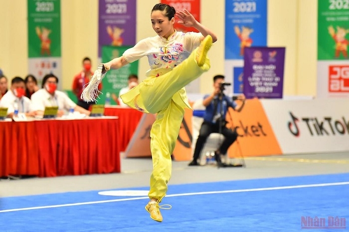 Vietnamese wushu athletes win three gold medals in first competing day