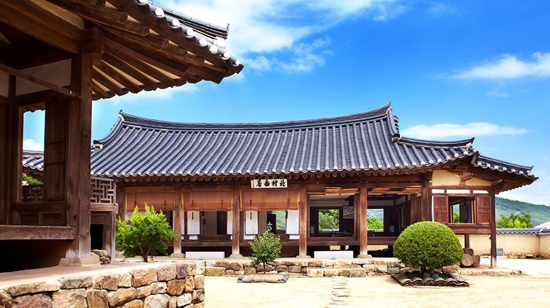 RoK resumes the granting of visas to foreign tourists