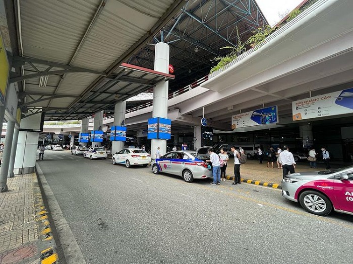 List of convenient and cheap parking spots in Noi Bai