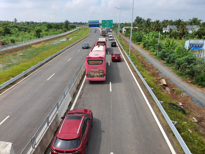 Allocate investment resources to jumpstart the Mekong Delta