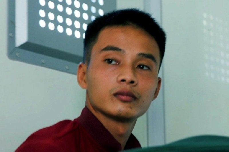 Replace the most recent picture of the method of capturing Trieu Quan who escaped from camp for the third time