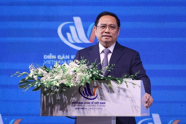 Vietnam commits to maintaining open economic policy: PM