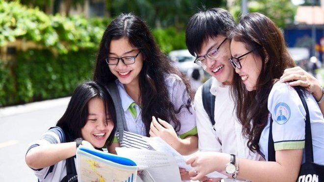 Necessary commencement and college admission deadlines from 24/7