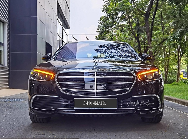 Mercedes-Benz S-Class 2022 imported from Thailand to the vendor, the value is even cheaper than 400 million