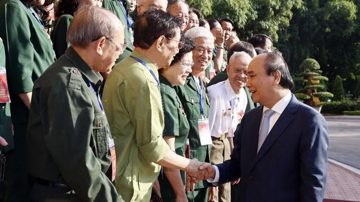State leader appreciates dedication by revolution contributors