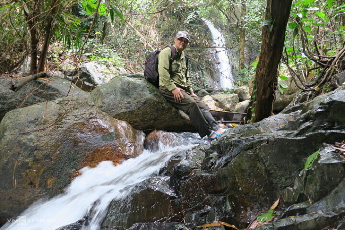 Song Mon Waterfall is hidden in the deep forest