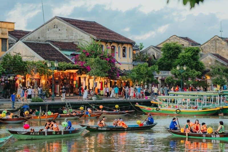 Tourism continues to recover positively in the first 7 months