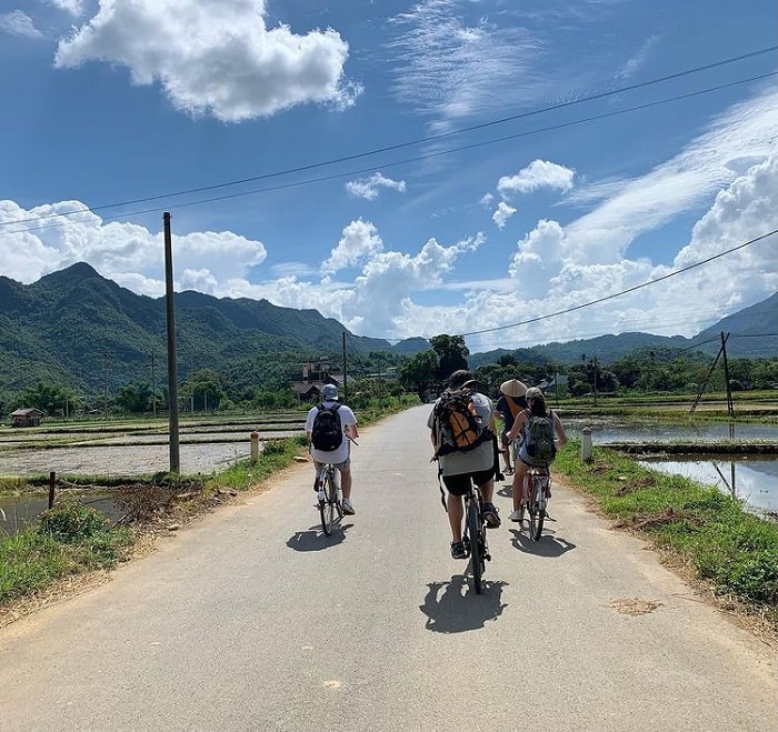 Cycling, SUP boating and memorable Hoa Binh travel experiences