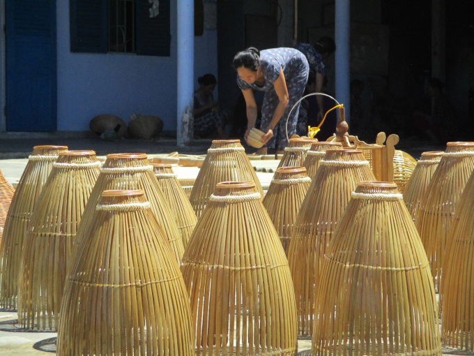 Bamboo and rattan products lack standard raw material area