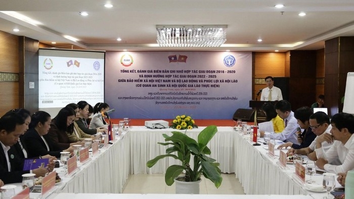 Vietnam, Laos reinforce ties in social security