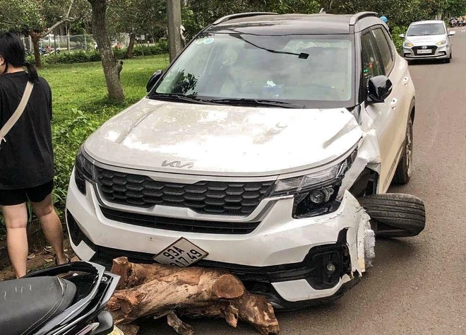 The feminine driver “ma males” drove the automotive to blow up, run away in Binh Phuoc was fined a big amount of cash
