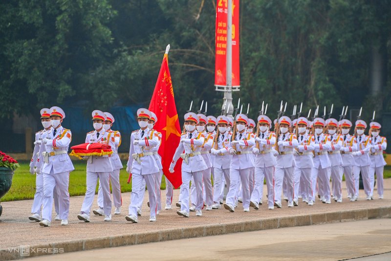 Flag raising ceremony to celebrate National Day September 2 » Vietnam