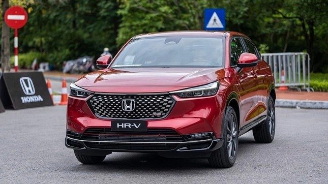The rationale why Honda Vietnam remembers Civic and HR-V