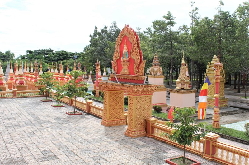 More than 130 years old Khmer pagoda is colorful in the West » Vietnam ...