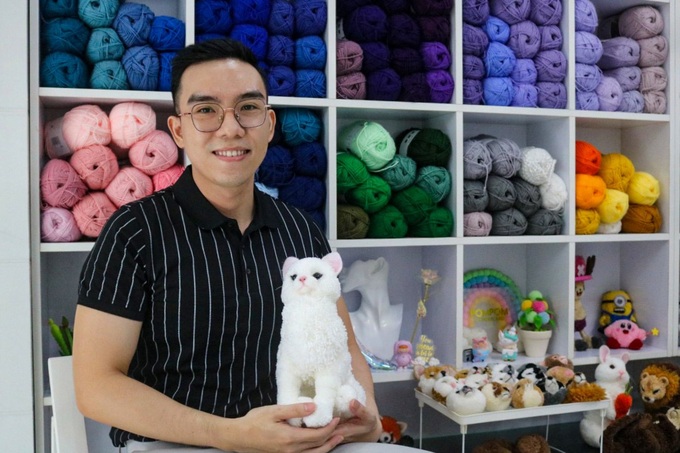 9X boys earn tens of millions of dong every month thanks to… Pompom