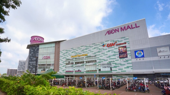 International retailers expand foothold in Vietnam