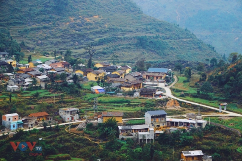 Only 1km From The Lung Cu Flagpole, There Is A Cultural Village Known 