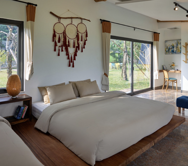 The resorts near Hanoi are being discounted, suitable for a relaxing weekend trip