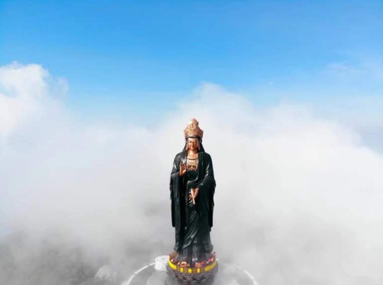 Why is Ba Den Mountain – the place with the highest bronze Buddha statue in Vietnam called “First Thien Son”?