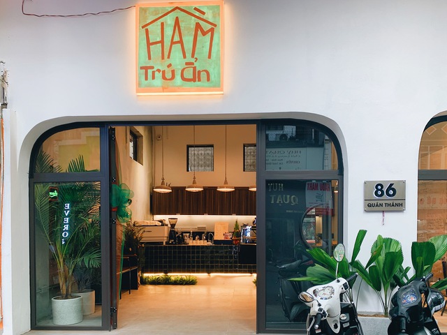A series of brand new cafes in Hanoi for young people to “live virtual” this Christmas