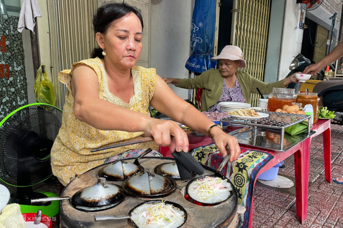 70 years old squid cake shop in Nha Trang