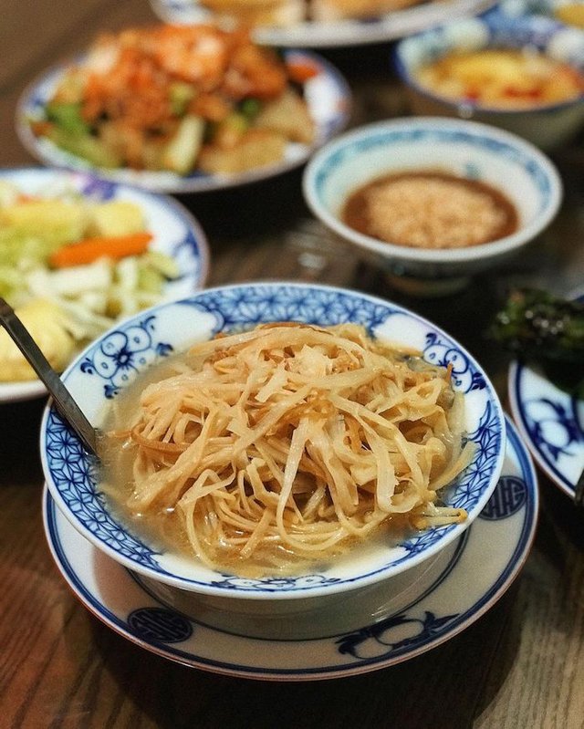 Bat Trang squid bamboo shoot soup – A delicious dish that ‘Lucky’ that is indispensable in the Tet tray