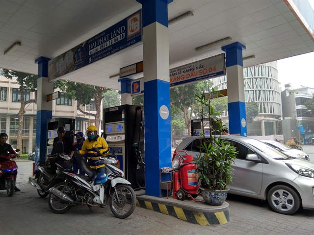 Proposing businesses to decide the retail price of petrol and oil by themselves