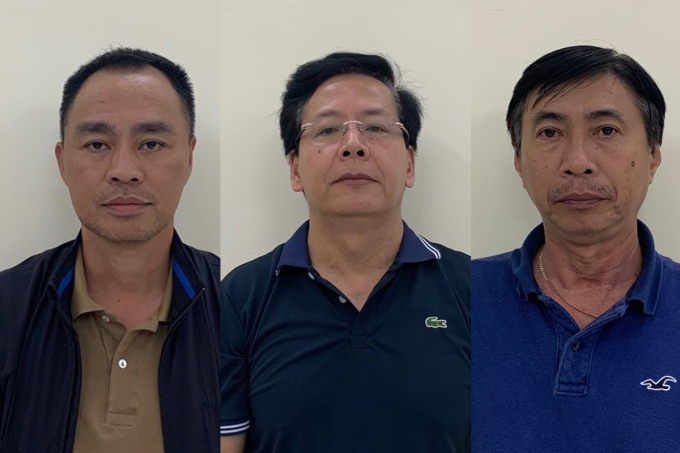 Three Vietnam Register officials charged with bribe taking