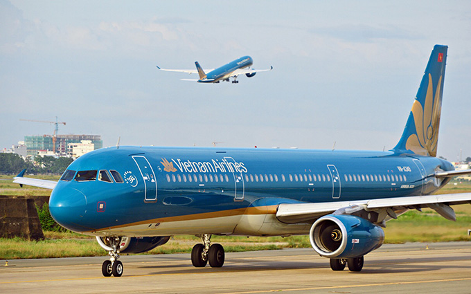 Vietnam Airlines plans to sell aviation fuel company