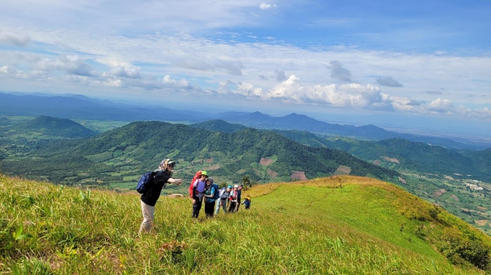 Find the Pal Sol steppe, a nomadic paradise in the sunny and windy highlands