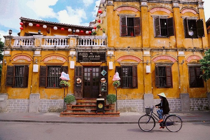 How to move from Da Nang airport to Hoi An for first-time visitors